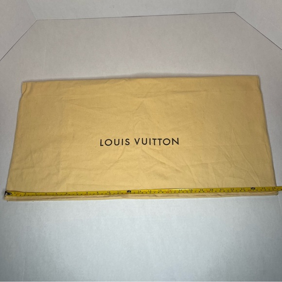 Dust bag Large (Louis Vuitton) Size 13" x 26 " - Picture 5 of 7